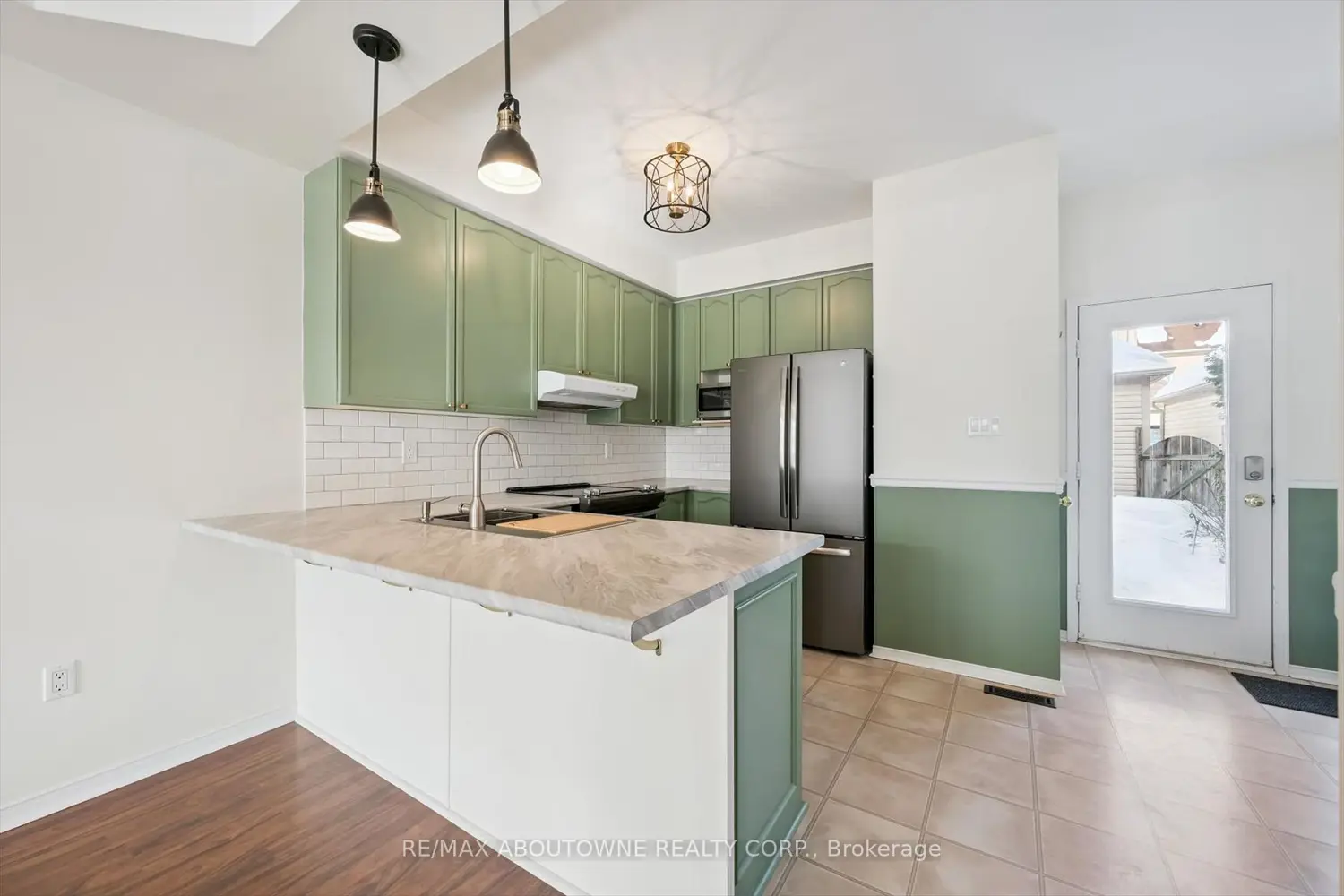 Additional image 5 of 143 Glenashton Drive