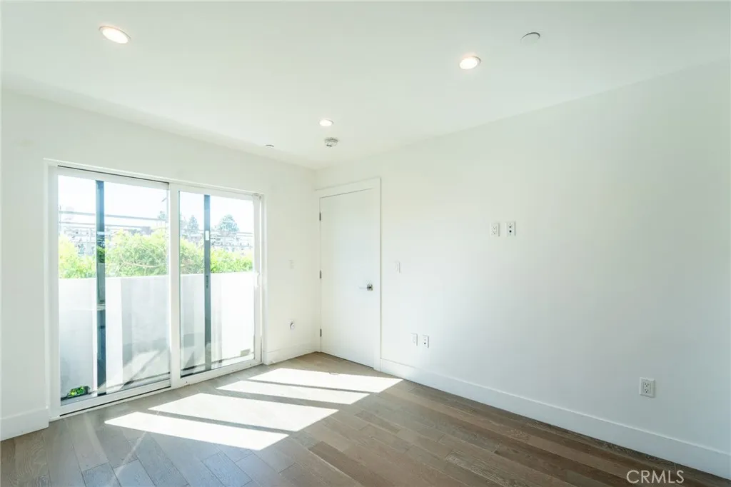 Additional image 36 of 6810 Simpson Ave Unit 2, North Hollywood, CA 91605