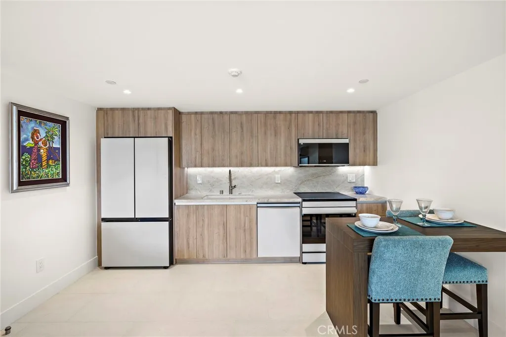 Additional image 35 of 200 Alta Vista Way Unit B, Laguna Beach, CA 92651