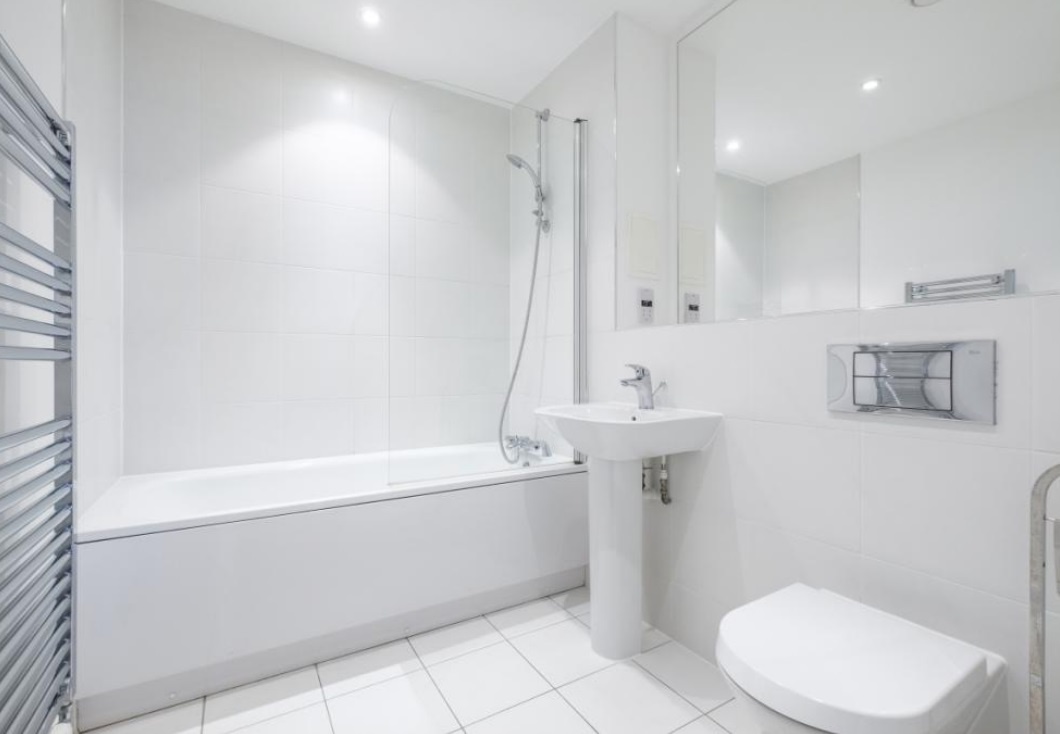 Additional image 5 of 2 Bed Flat, Luxury With Gym And Concierge, E1, N1 7GU