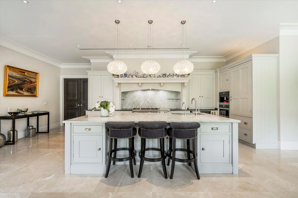 Additional image 9 of 7 bed detached house for saleGolf Club Road, St George's Hill, Weybridge, Surrey KT13