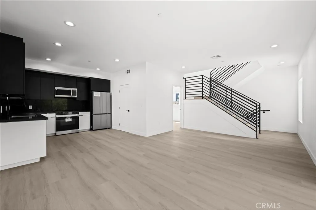 Additional image 48 of 644 N Boyle, Los Angeles, CA 90033