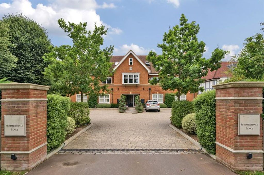 Additional image 20 of 3 bed flat for saleLavant Road, Chichester PO19