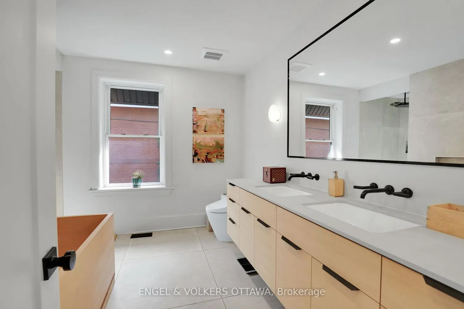 Additional image 19 of 597 Maclaren Street