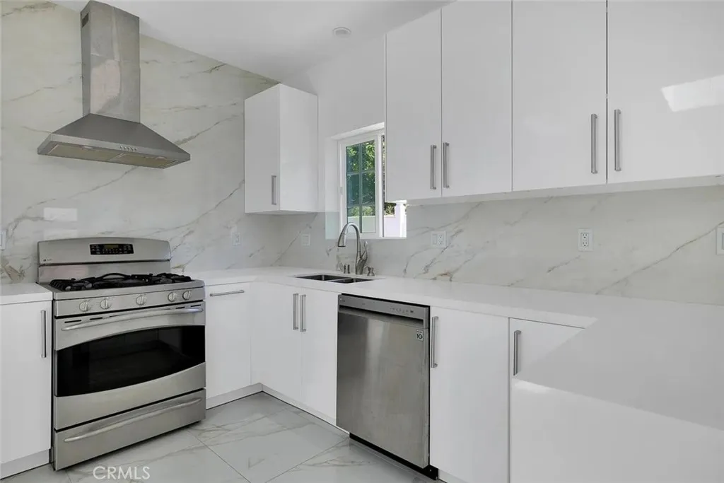 Additional image 30 of 634 E Valencia Avenue, Burbank, CA 91501