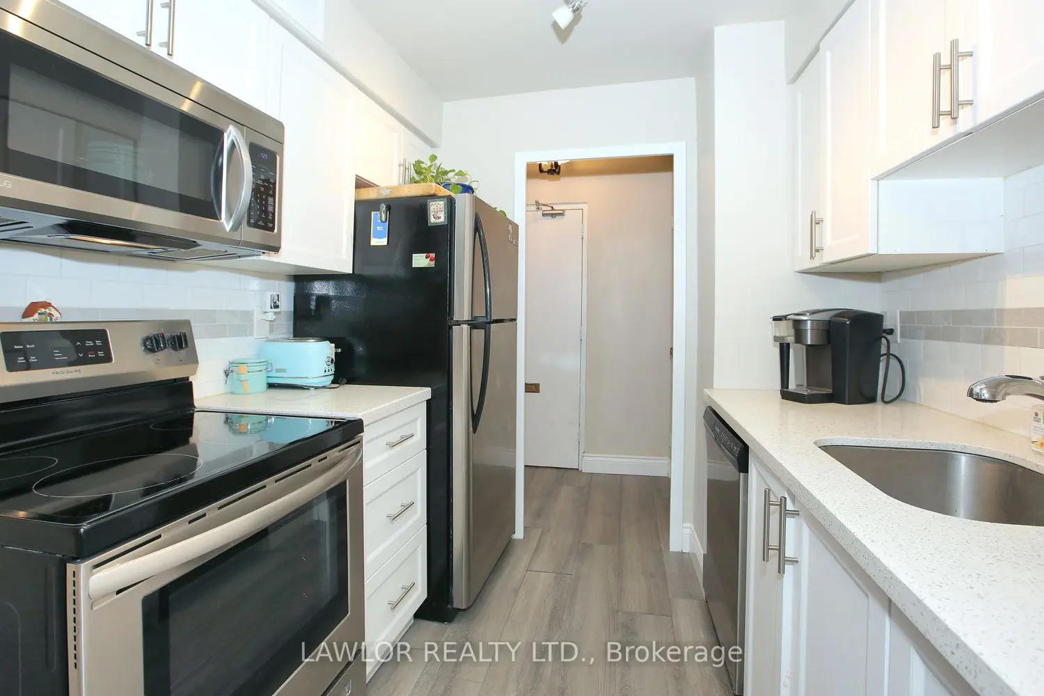 Additional image 9 of 3311 Kingston Road 503