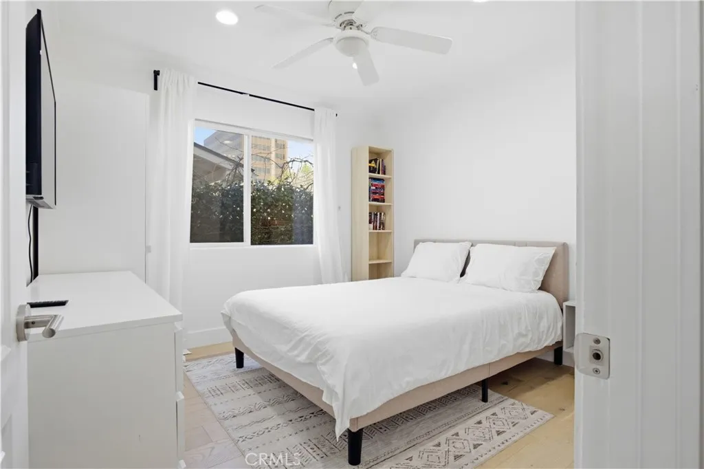 Additional image 15 of 5209 Avenida Oriente Street, Tarzana, CA 91356