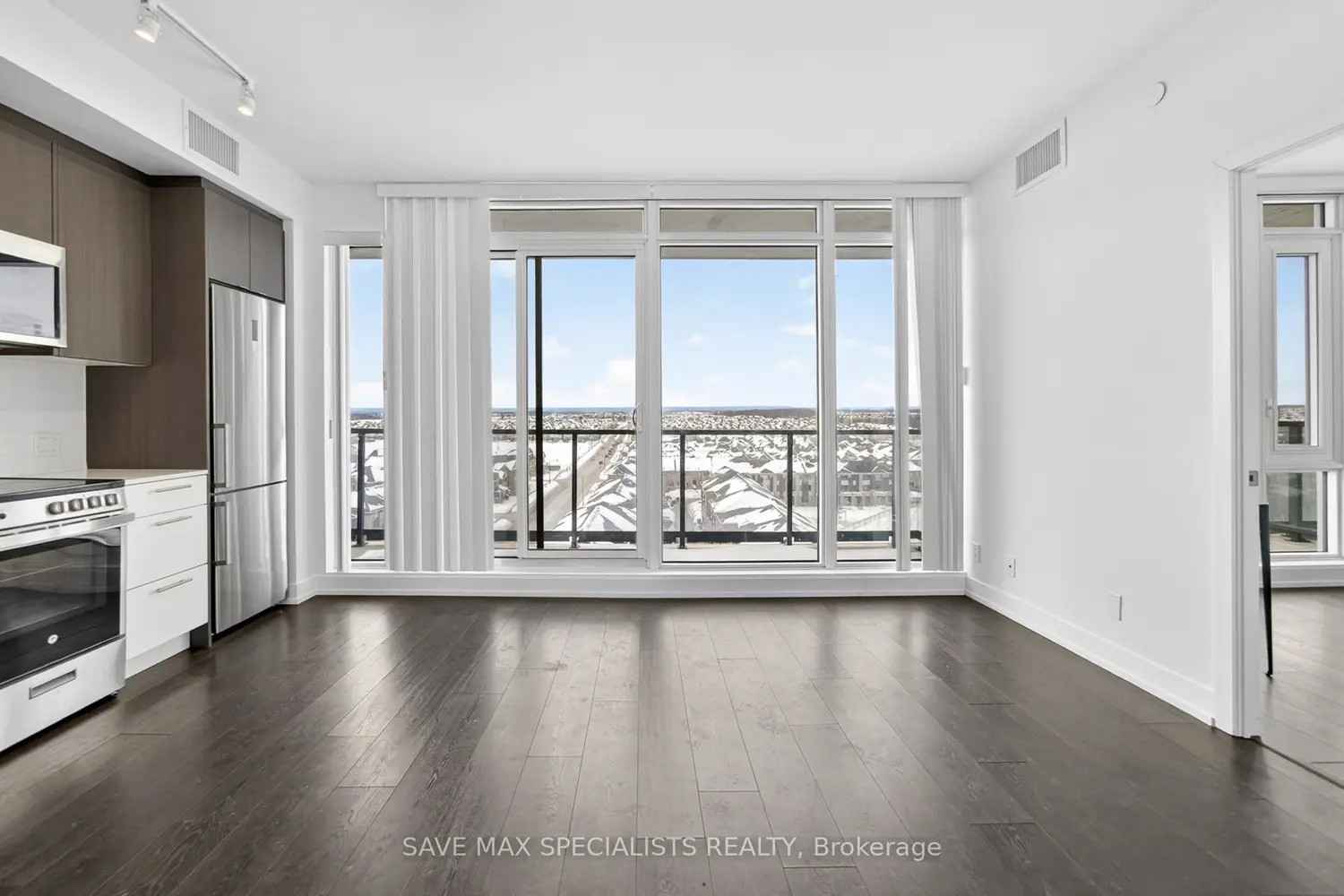 Additional image 6 of 225 Veterans Drive 901