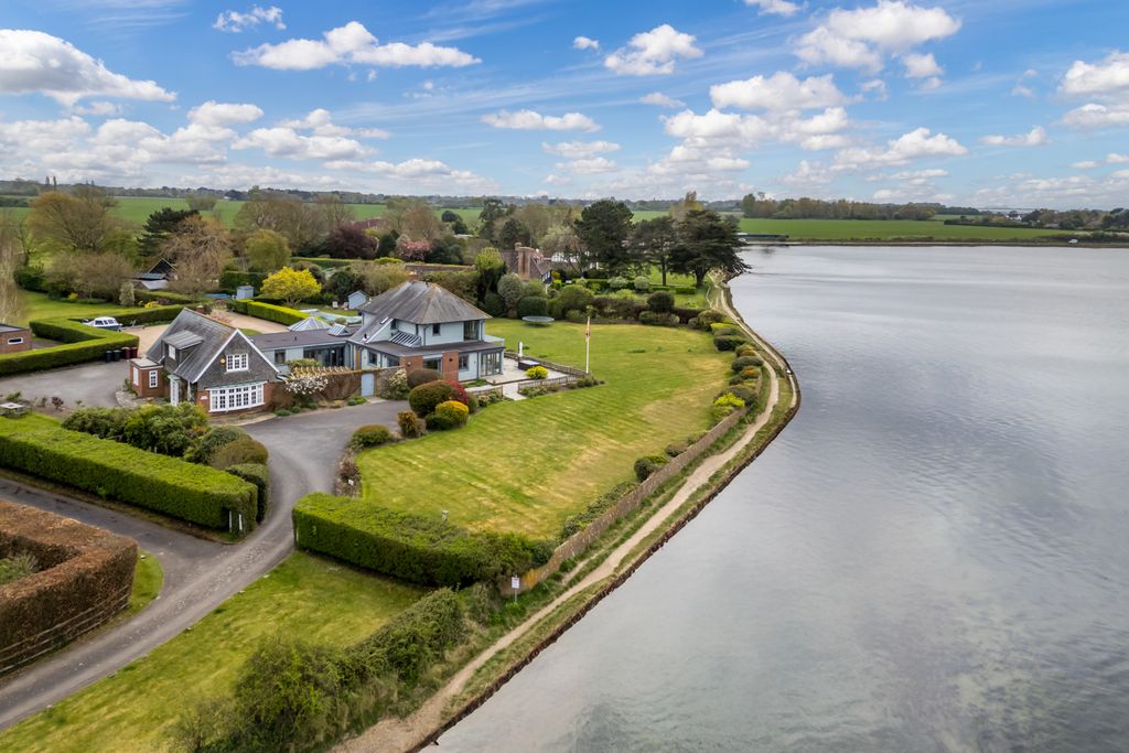 Additional image 37 of 7 bed detached house for saleShore Road, Bosham, Chichester, West Sussex PO18