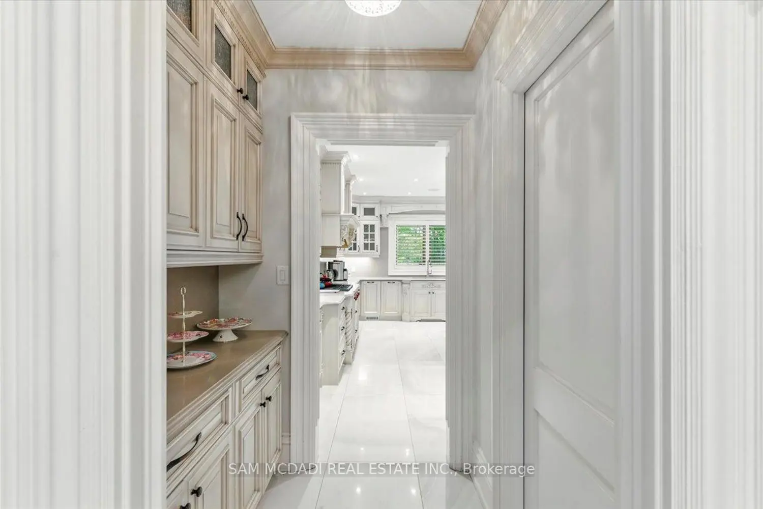 Additional image 10 of 883 Parkland Avenue