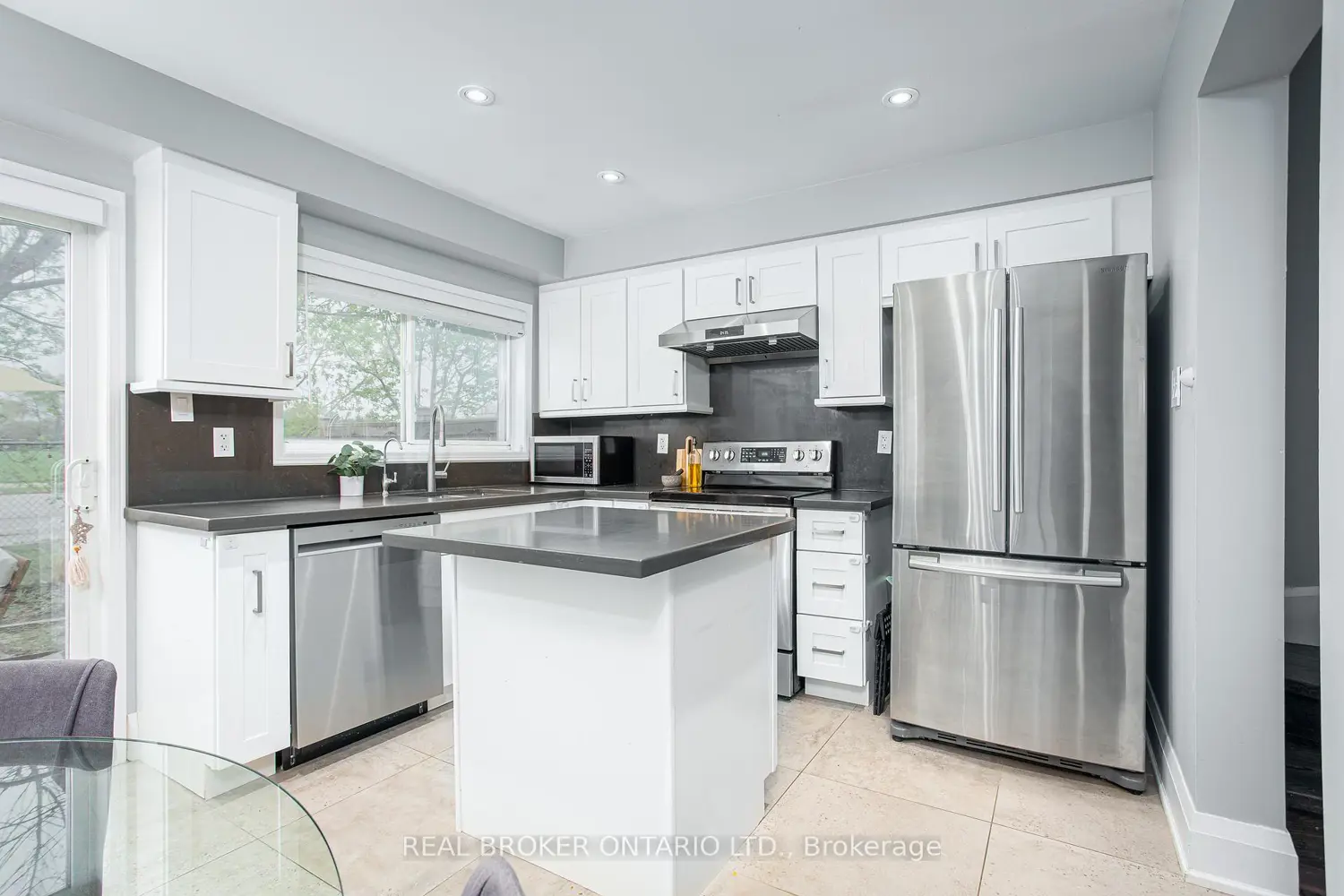 Additional image 5 of 86 Joymar Drive Th71