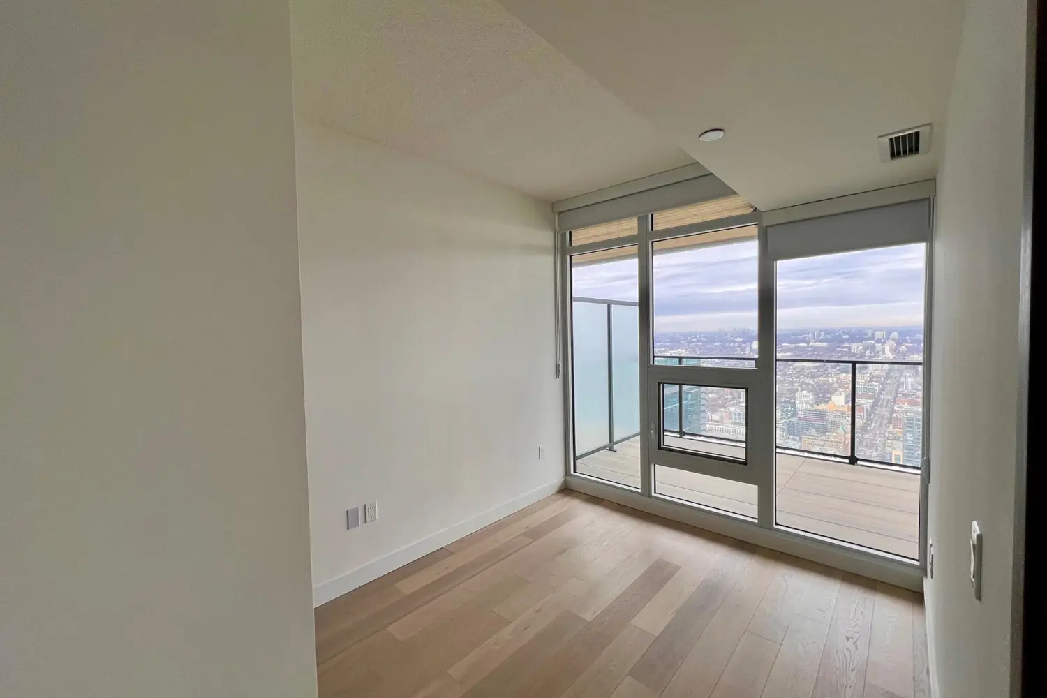 Additional image 8 of 3 Concord City Place Way 7103