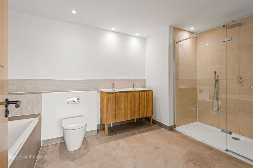 Additional image 11 of 3 bed flat for saleIsland Street, Salcombe TQ8