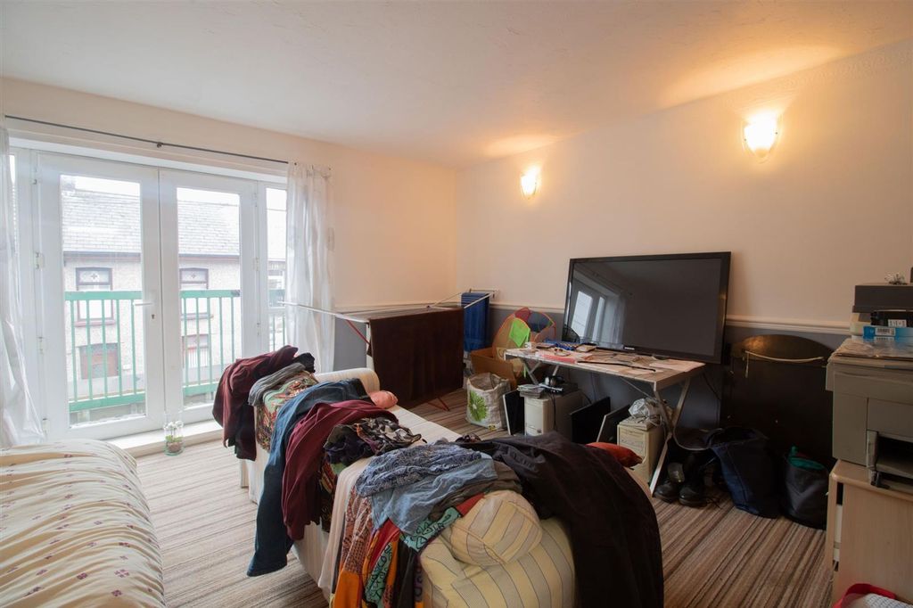 Additional image 32 of 1 bed property for saleRisca Road, Cross Keys NP11