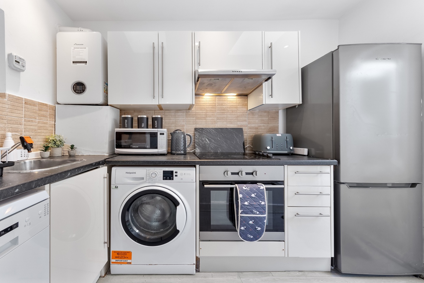 Additional image 13 of 2 Bed Flat, Tremadoc Road, SW4, N1 7GU