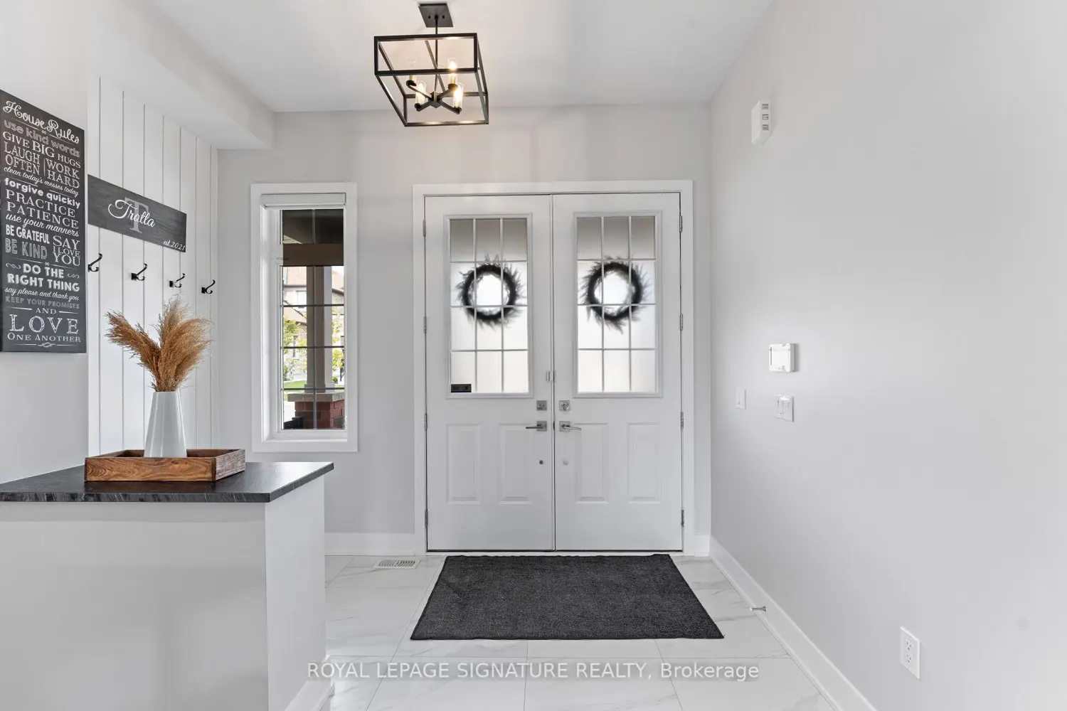 Additional image 3 of 29 Sikura Circle