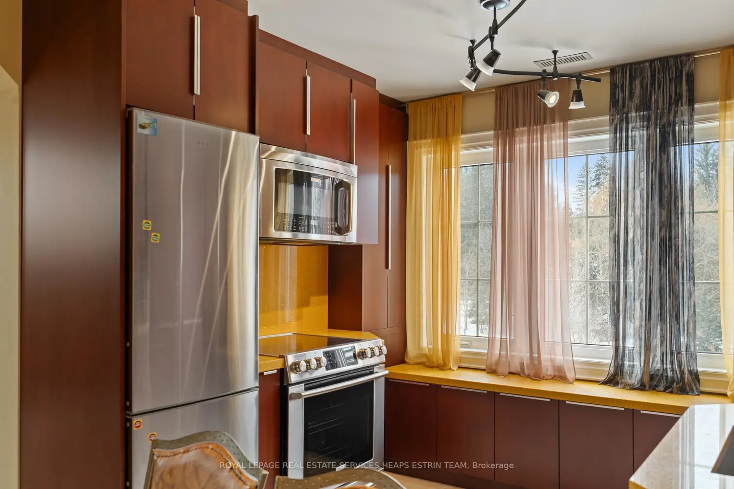 Additional image 15 of 206 Churchill Avenue