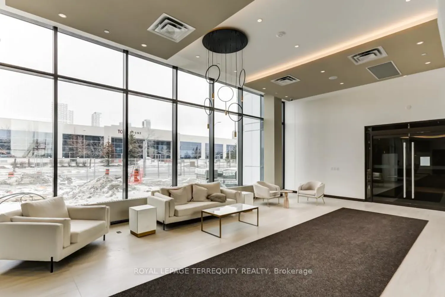 Additional image 2 of 38 Honeycrisp Crescent 607