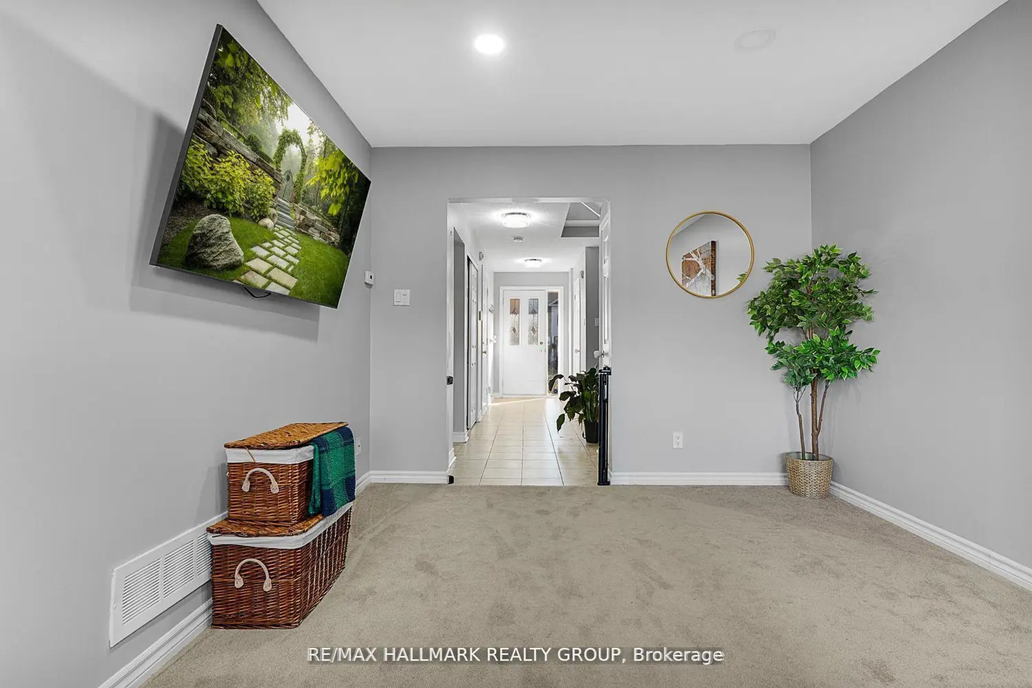 Additional image 3 of 93 Cedarock Drive, Kanata