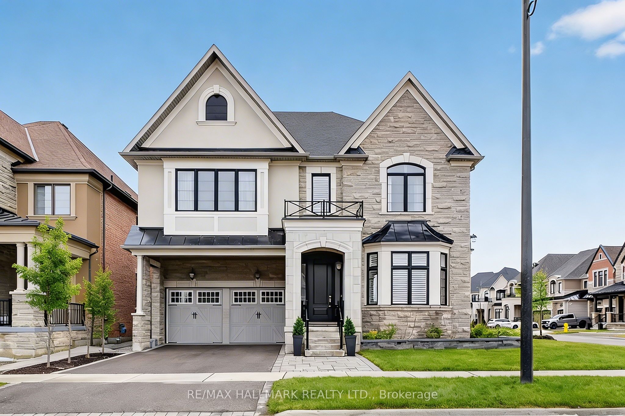 1 John Henry Street, Vaughan, ON, L4H 4W1