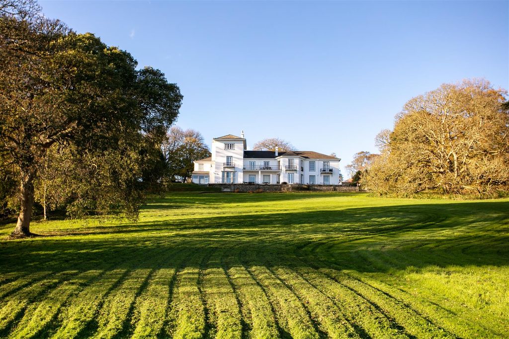3 bed flat for saleFeock, Truro TR3 photo 4