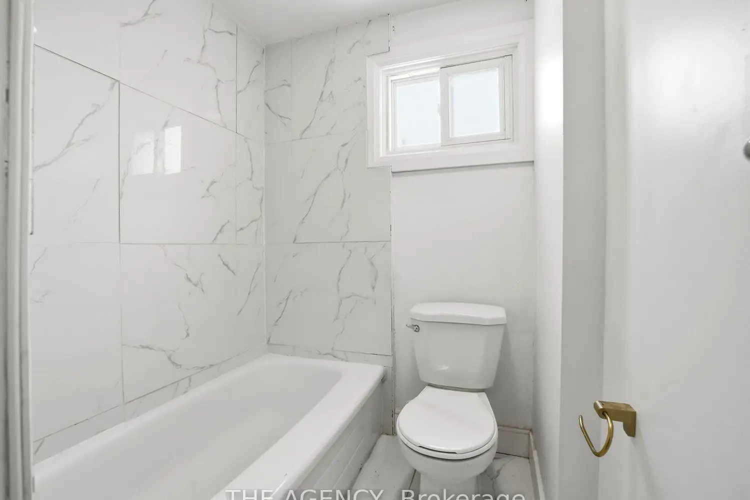 Additional image 17 of 1236 Avonlea Road