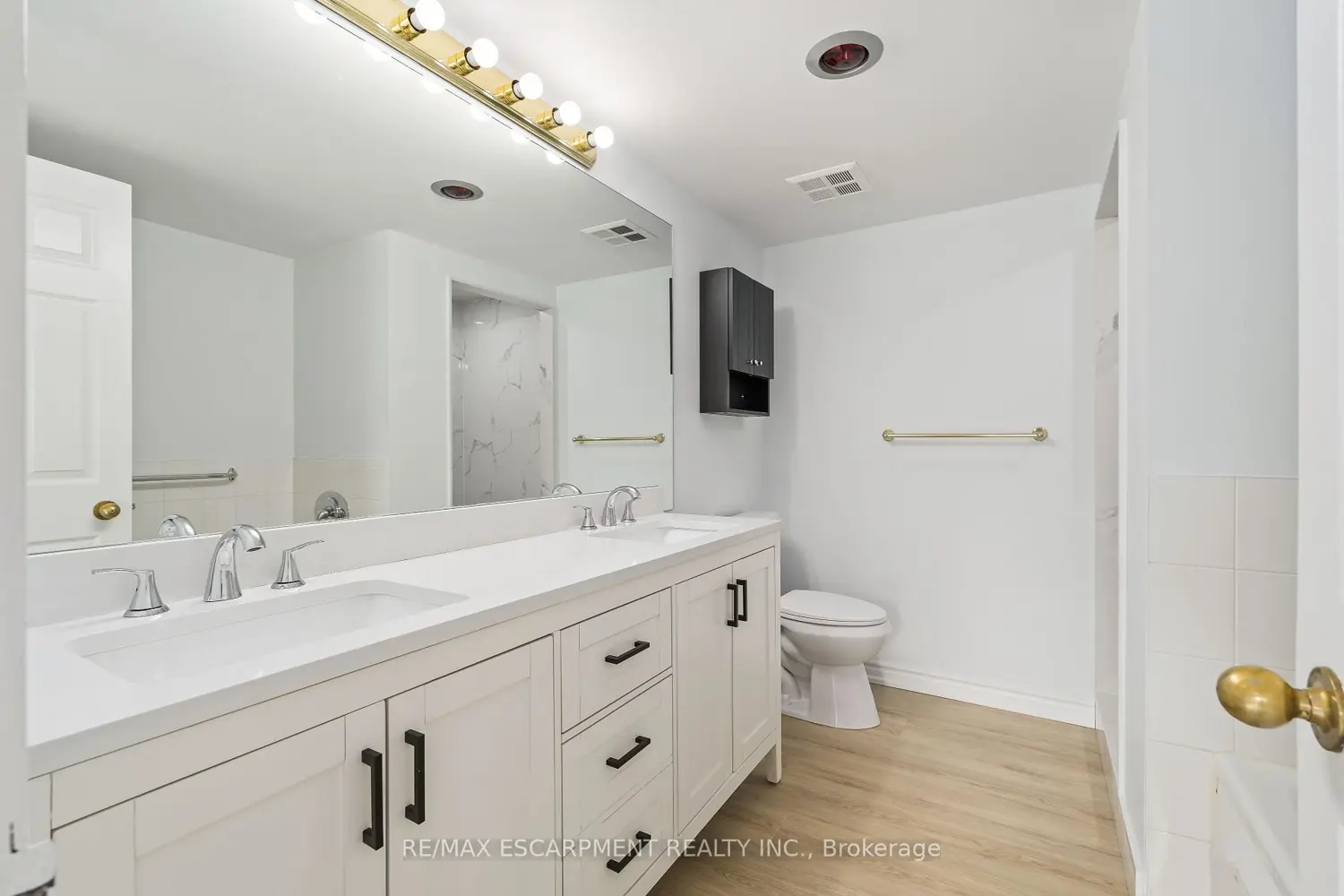 Additional image 12 of 2155 Burnhamthorpe Road 209