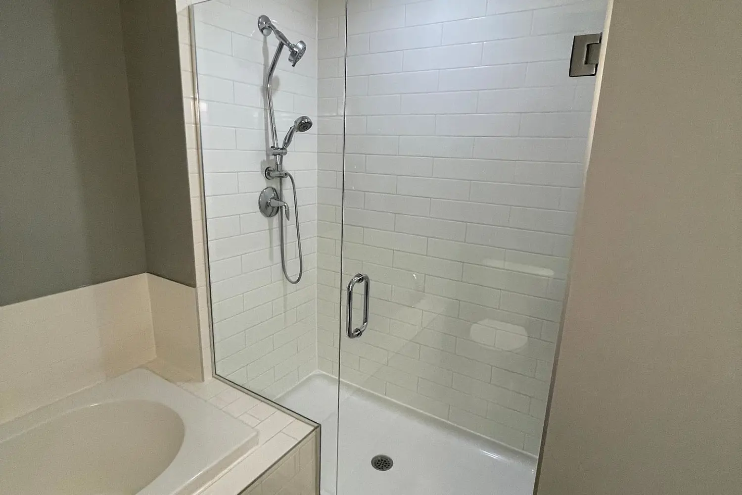 Additional image 10 of 150 Wellington Street Unit 612