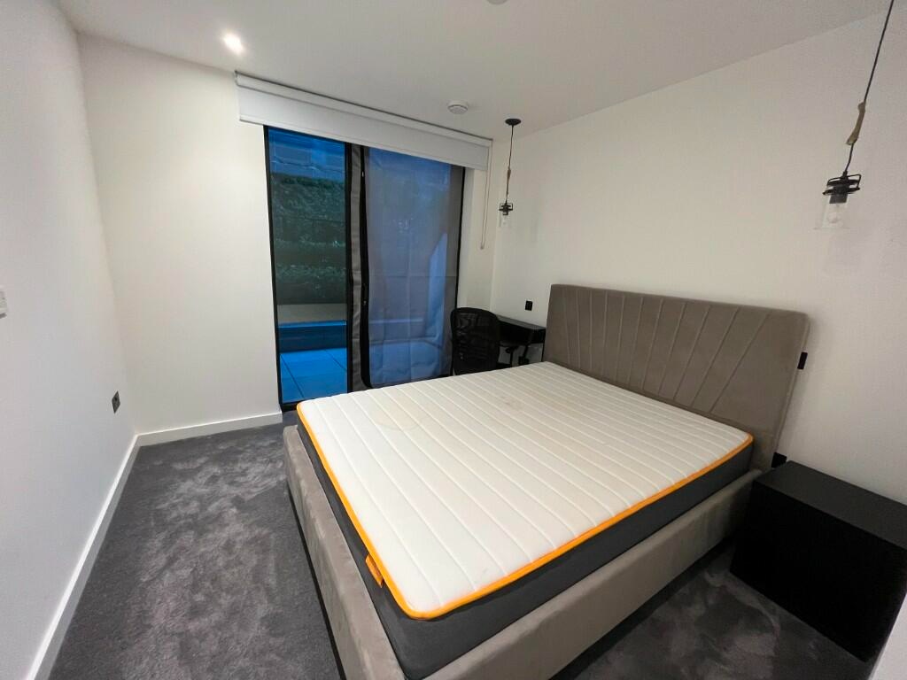 Additional image 8 of 2 Bed Flat, Merino Gardens, E1W, N1 7GU