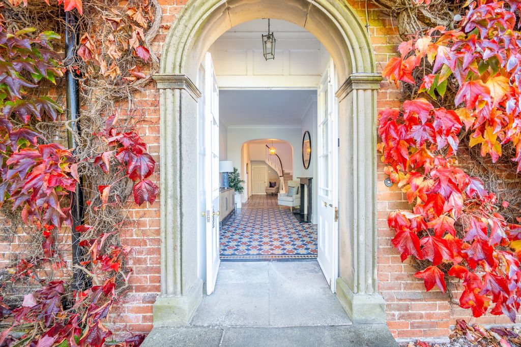 6 bed detached house for saleLongford, Ashbourne, Derbyshire DE6