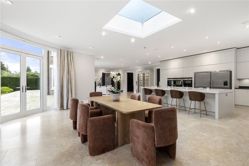 Additional image 5 of 7 bed detached house for salePriory Road, Sunningdale, Berkshire SL5