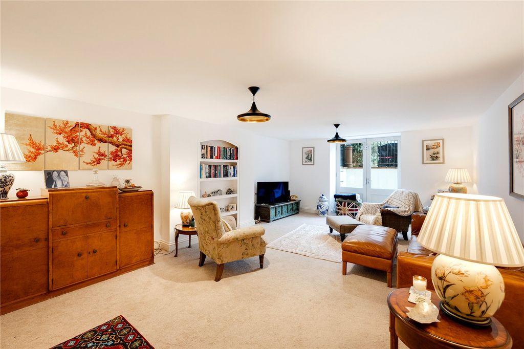 2 bed flat for saleRedland Road, Redland, Bristol BS6
