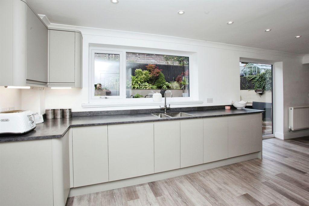 Additional image 8 of 4 bed detached house for saleGarth View, Bedwas, Caerphilly CF83