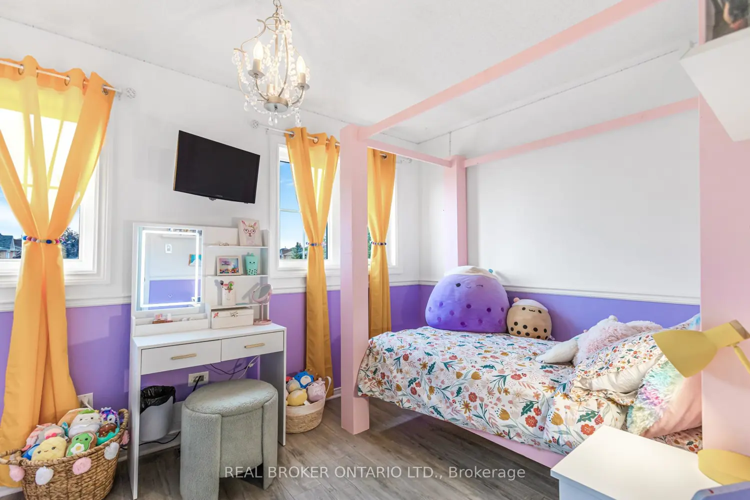 Additional image 9 of 184 Howard Crescent