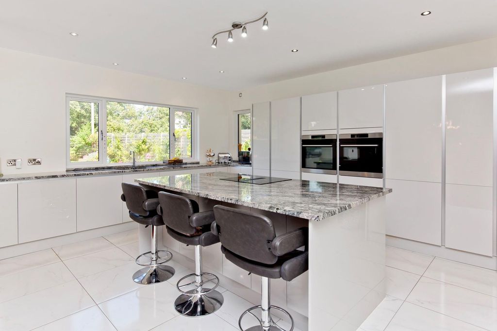 Additional image 3 of 10 bed detached house for saleBraehead Road, Edinburgh EH4