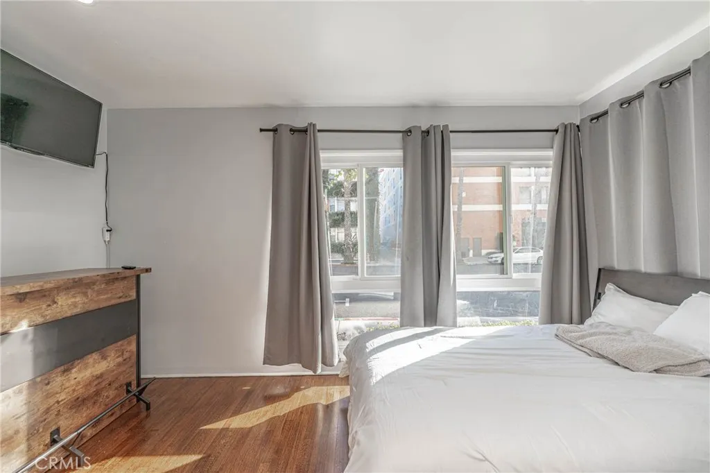 Additional image 28 of 325 Cedar Ave, Long Beach, CA 90802