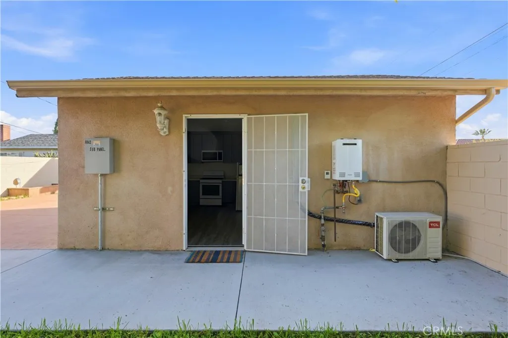 Additional image 17 of 6942 Atoll Ave, North Hollywood, CA 91605