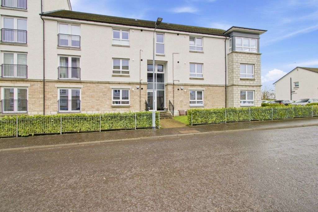 Additional image 20 of 2 bed flat for saleCastlegate Avenue, Dumbarton, West Dunbartonshire G82