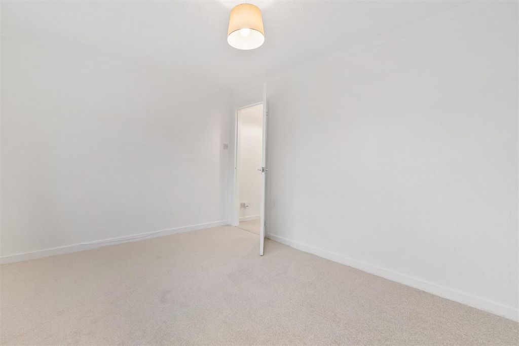 Additional image 15 of 2 bed flat for saleWilson Street, Alexandria G83