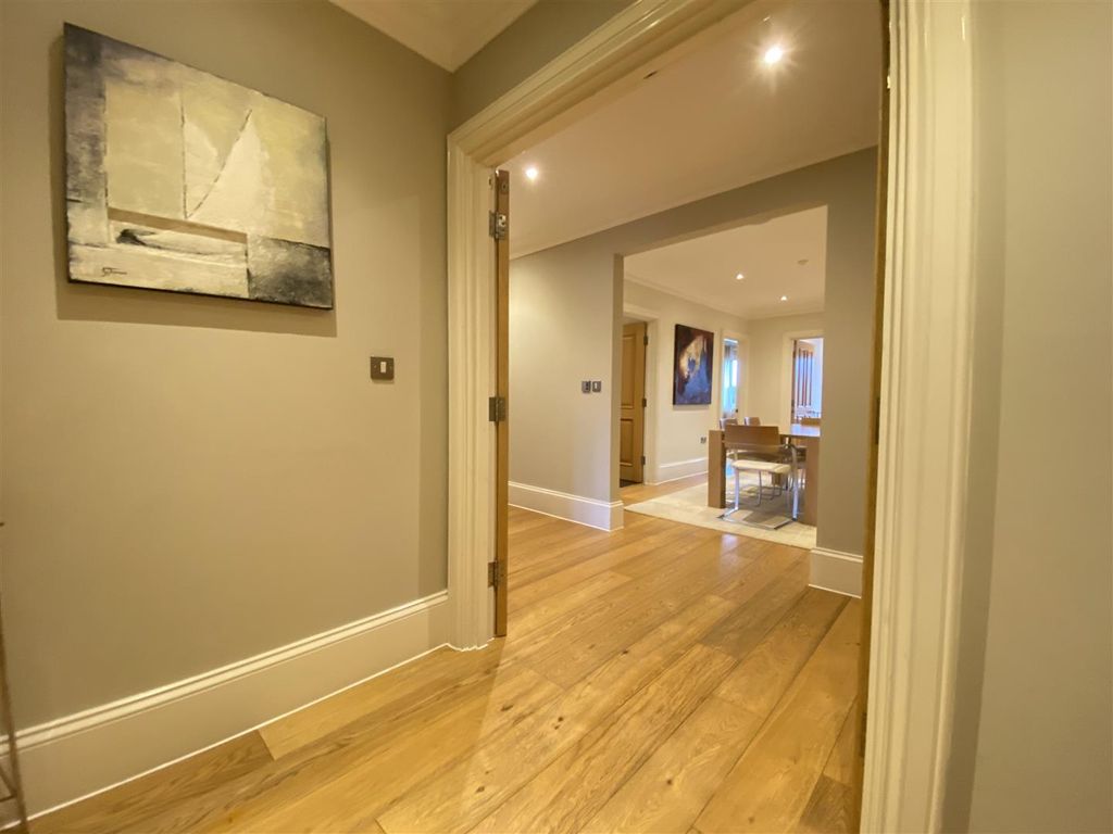Additional image 11 of 3 bed flat for saleBrook Lane, Alderley Edge SK9