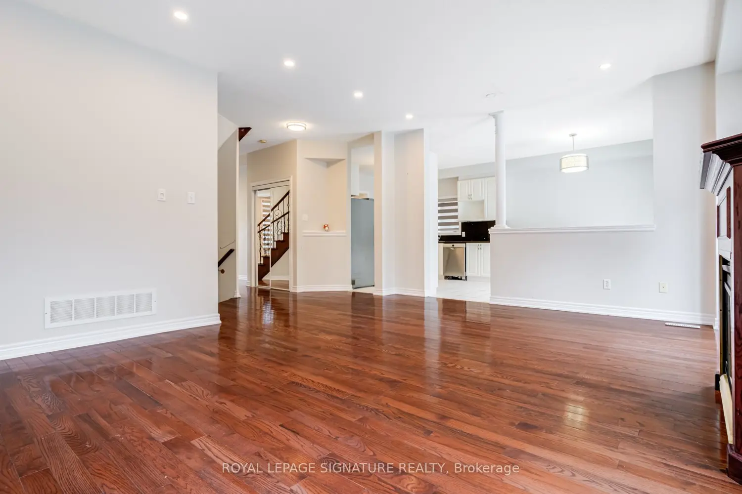 Additional image 12 of 20 Watercliff Place