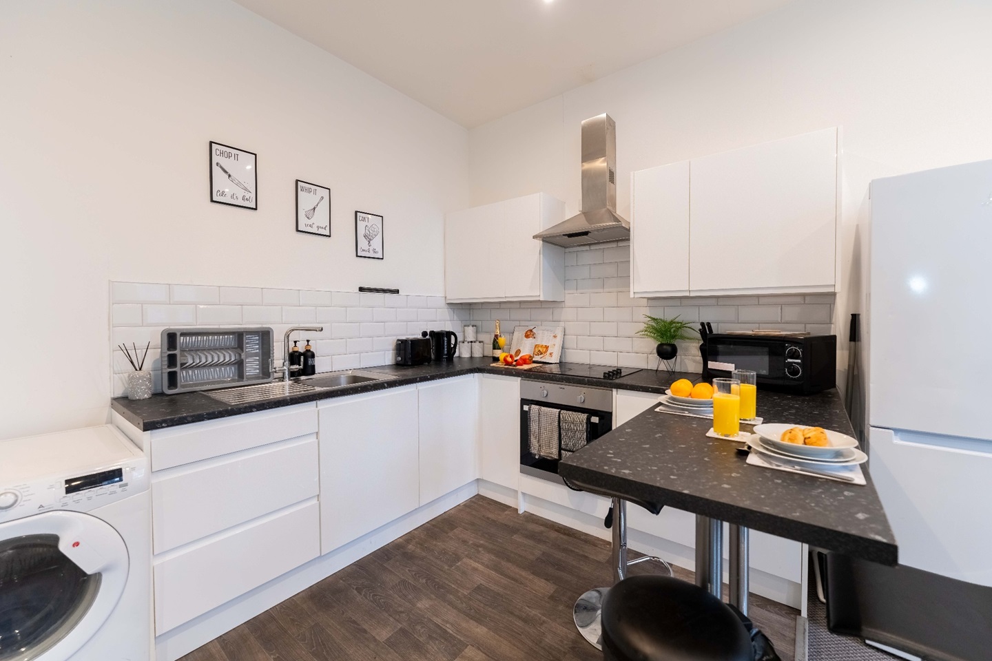 Additional image 9 of 2 Bed Flat, Blenheim Terrace, LS2, N1 7GU