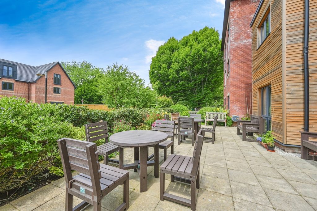 Additional image 16 of 1 bed flat for saleKing Edward Street, Ashbourne DE6