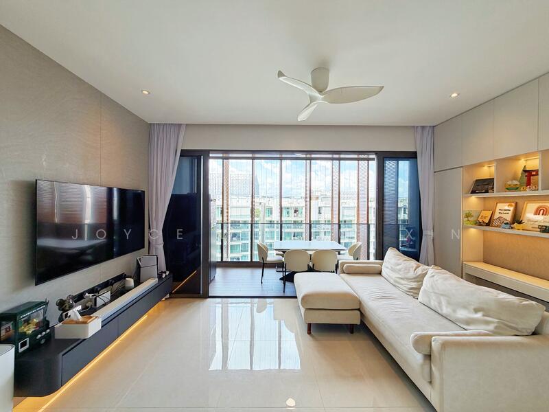 8 Hillview Rise