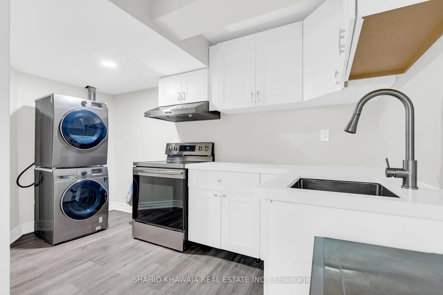 Additional image 16 of 5063 Summersky Court, Mississauga