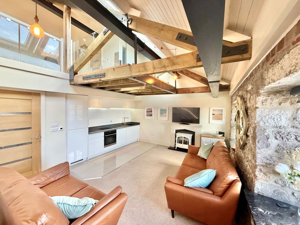 1 bed flat for saleThe Harbour, Porthcawl CF36 photo 5