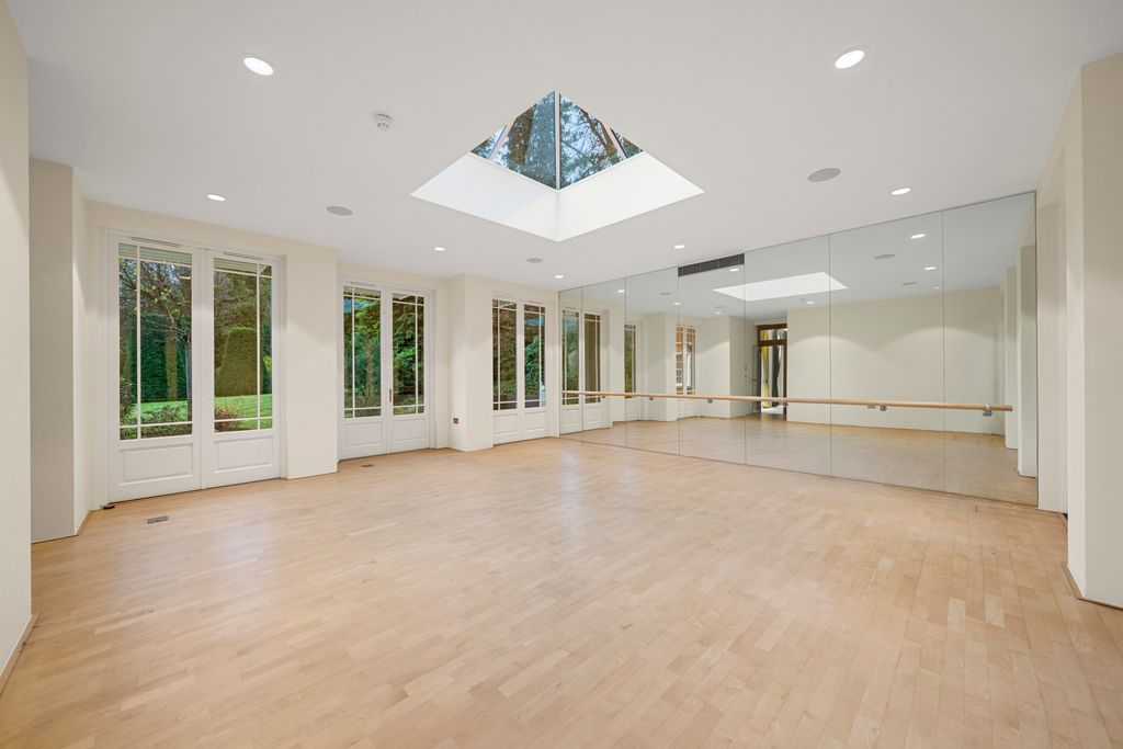 Additional image 26 of 6 bed detached house for saleEast Road, Weybridge KT13