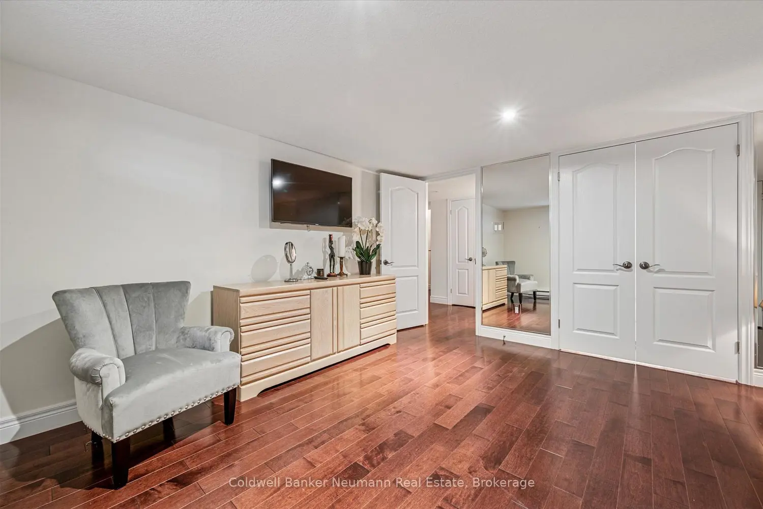 Additional image 18 of 255 Summerfield Drive 20