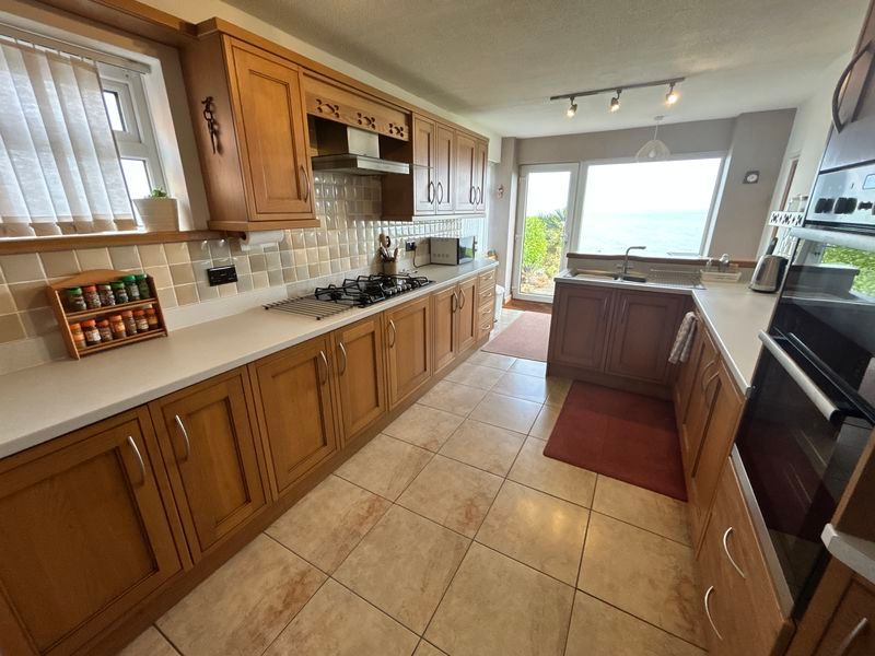 Additional image 6 of 5 bed detached bungalow for salePenrhyn Beach East, Penrhyn Bay LL30