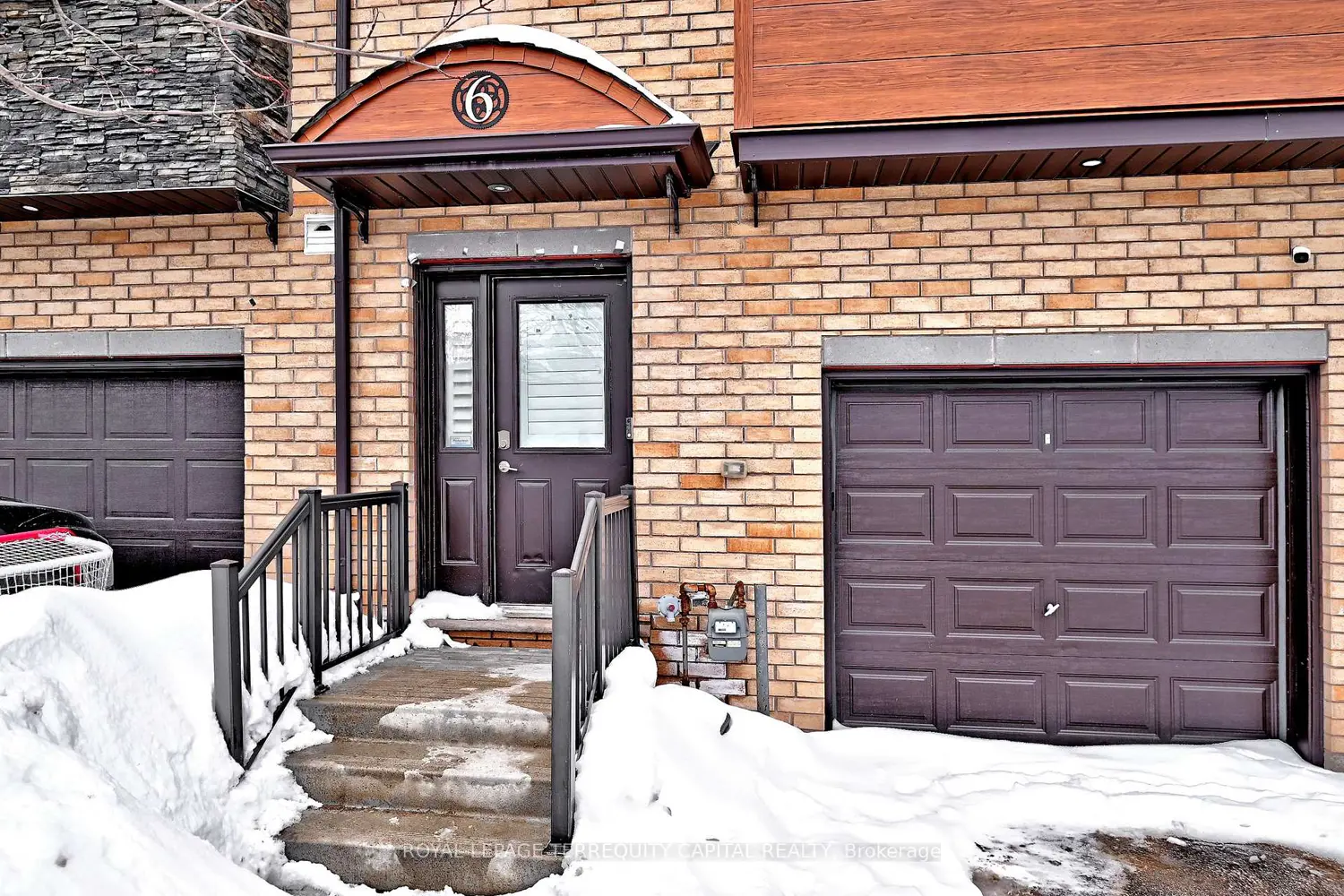 29 Madelaine Drive 6 photo 2